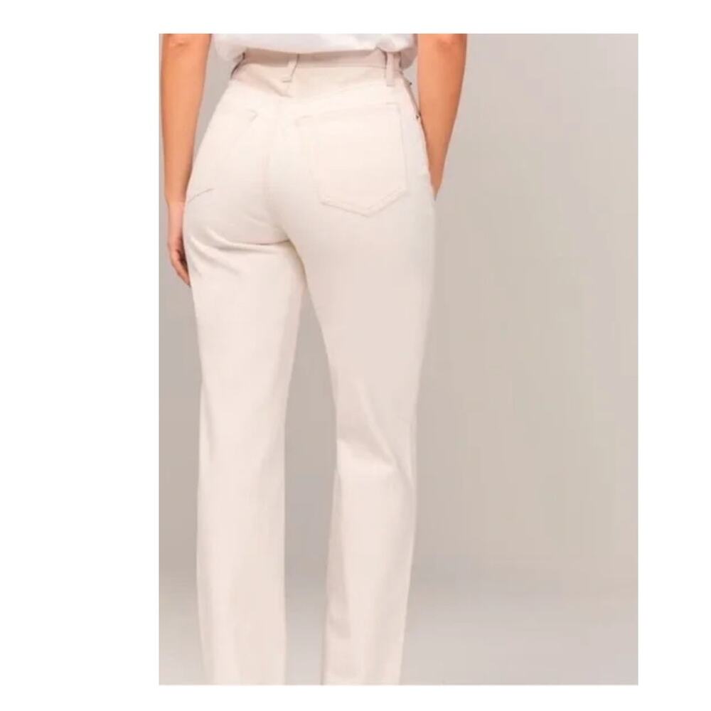 Abercrombie A & F The 90's Straight Ultra High Rise Cream Jeans Curve Love 28/6 - Picture 9 of 11